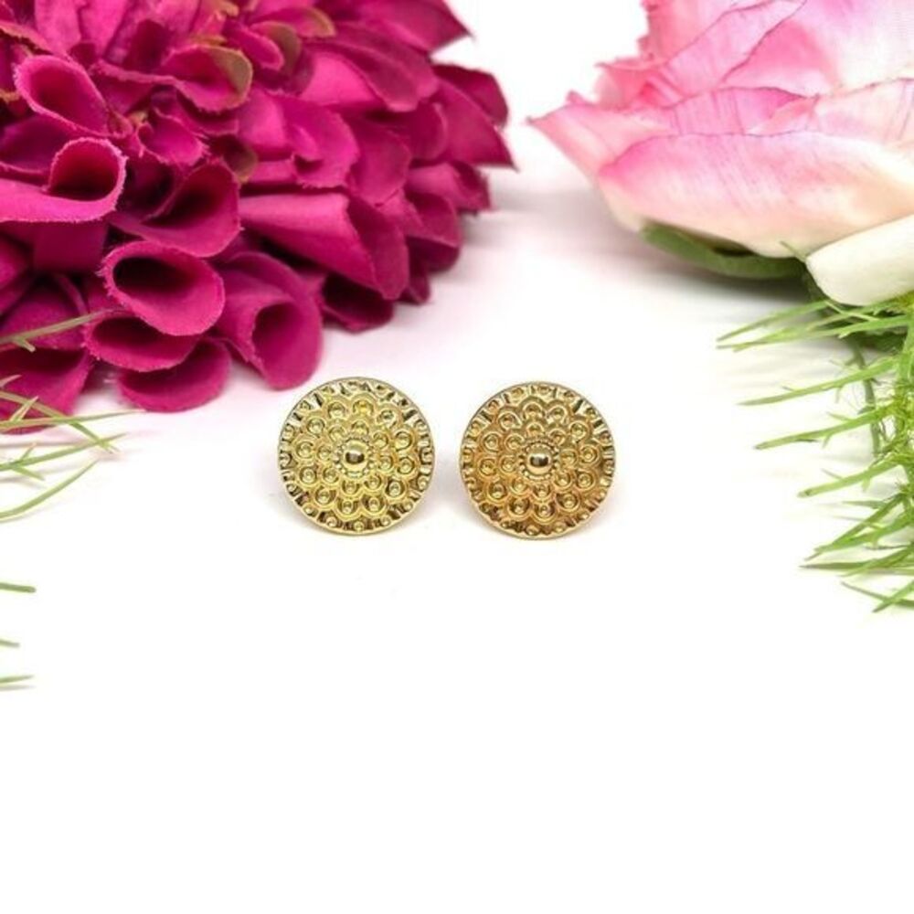 VINTAGE⚜️ORNATE Golden Medallion Button Stud Earrings - Picture 1 of 8